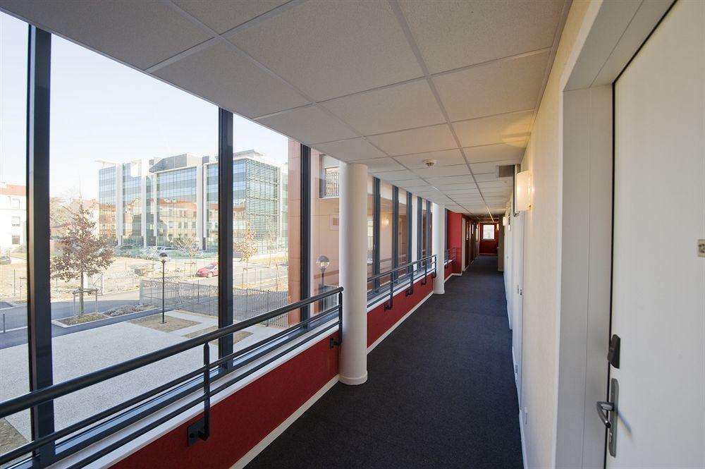 Appart'Hotel Odalys City - Bioparc Lyon Est 4*