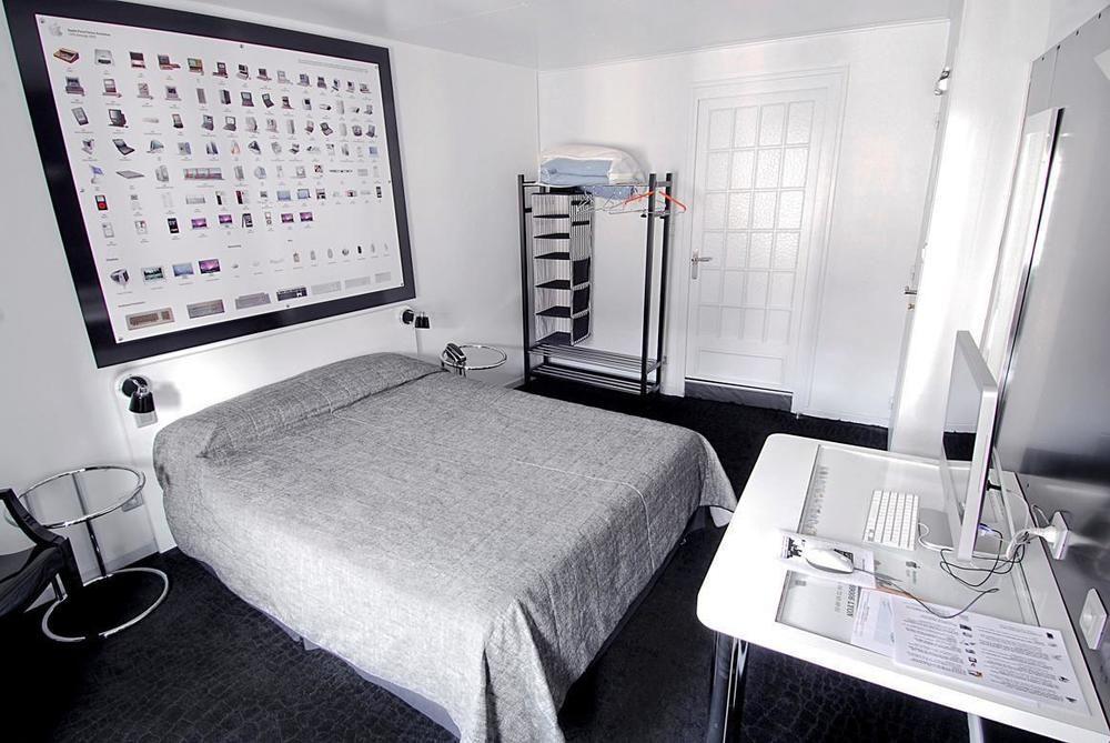 De Paris Hotel 3*