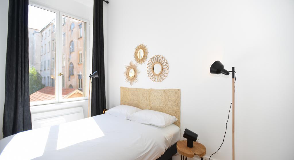 Appart' Sainte Clotilde Appartement *