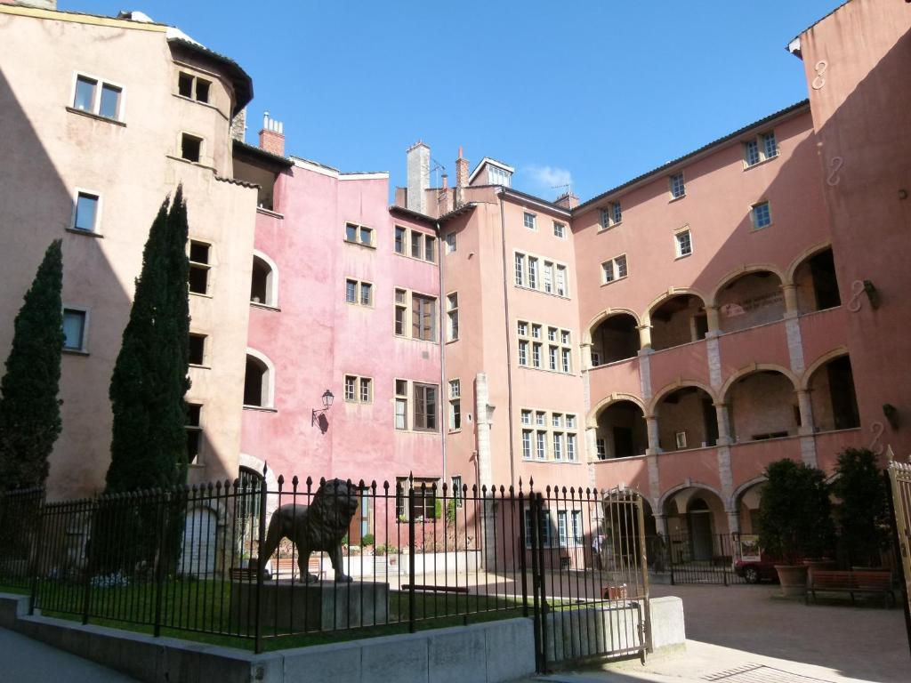 Vieux Cour Renaissance Appartement