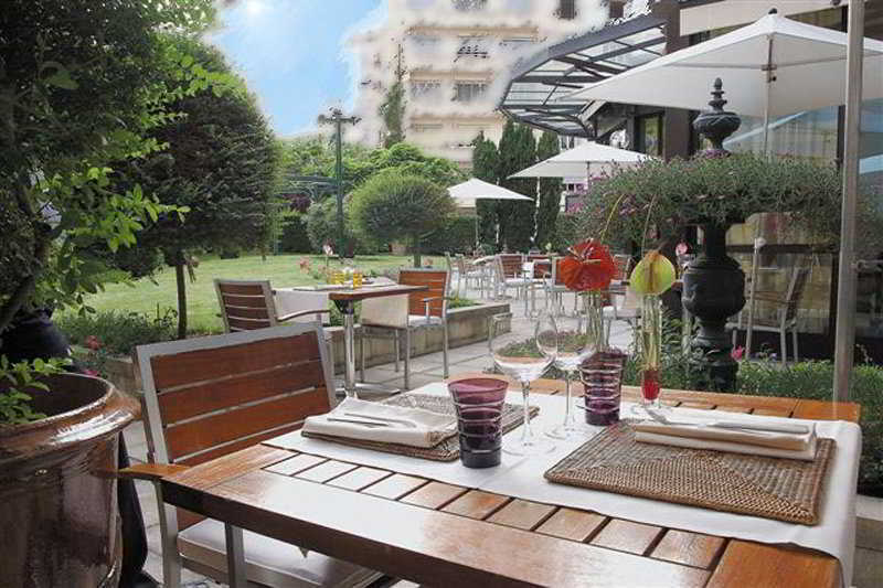 Apartahotel Warwick Reine Astrid -