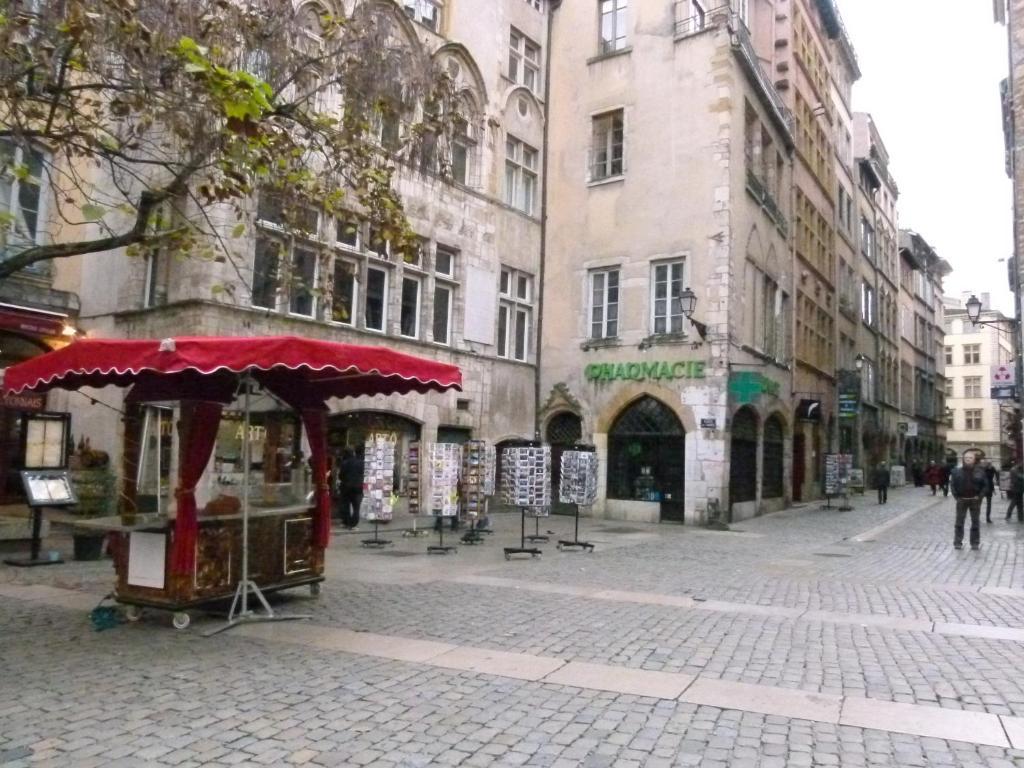 Vieux Cour Renaissance Apartment *