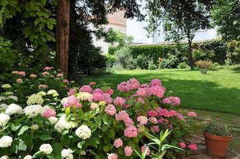 Le Jardin De Beauvoir Frühstückspension Lyon