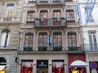 Hotel Elysée 2*