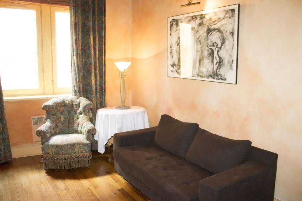 Hotel La Tour Rose 4*