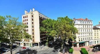 Apartment Ambiance - Voltaire *