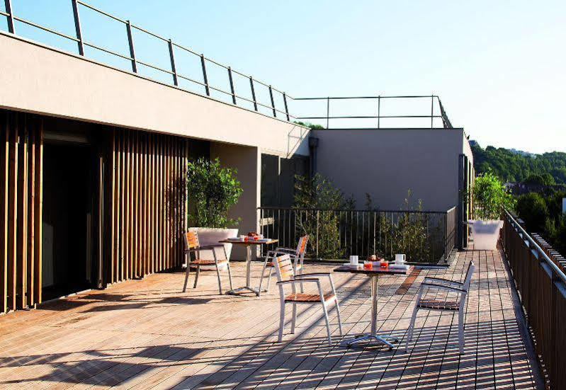 Adonis Dock Ouest Aparthotel Lyon