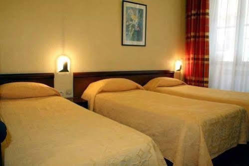 Elysée Hotel 2*