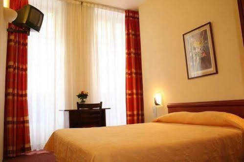 Elysée Hotel 2*