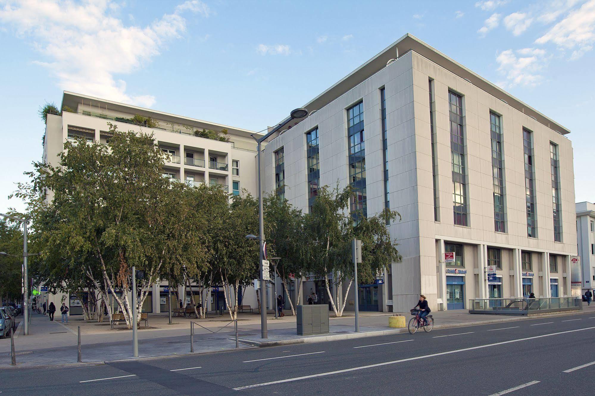 Residhome Gerland Apartahotel