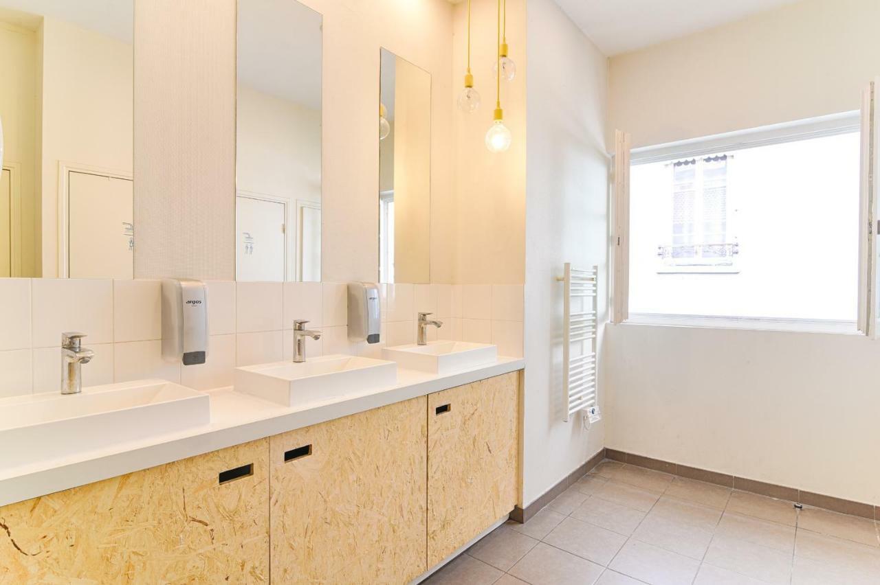 Hostal Slo Saxe Lyon