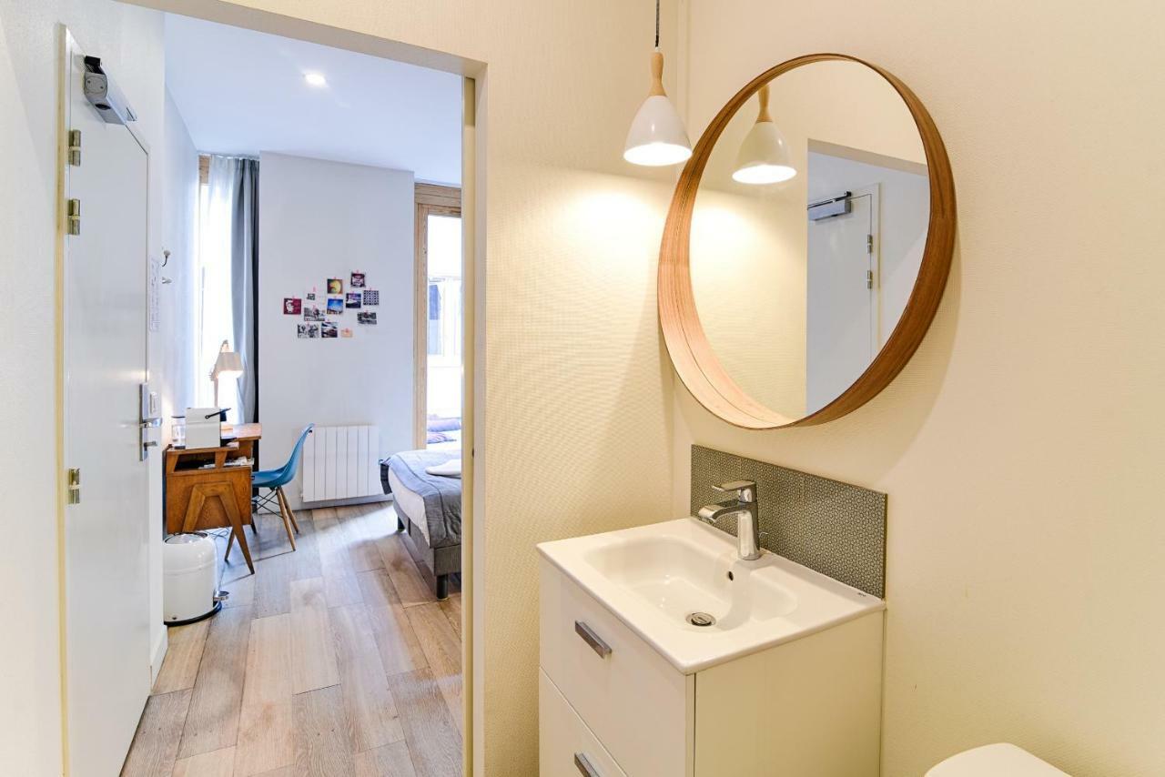 Slo Saxe Hostal *