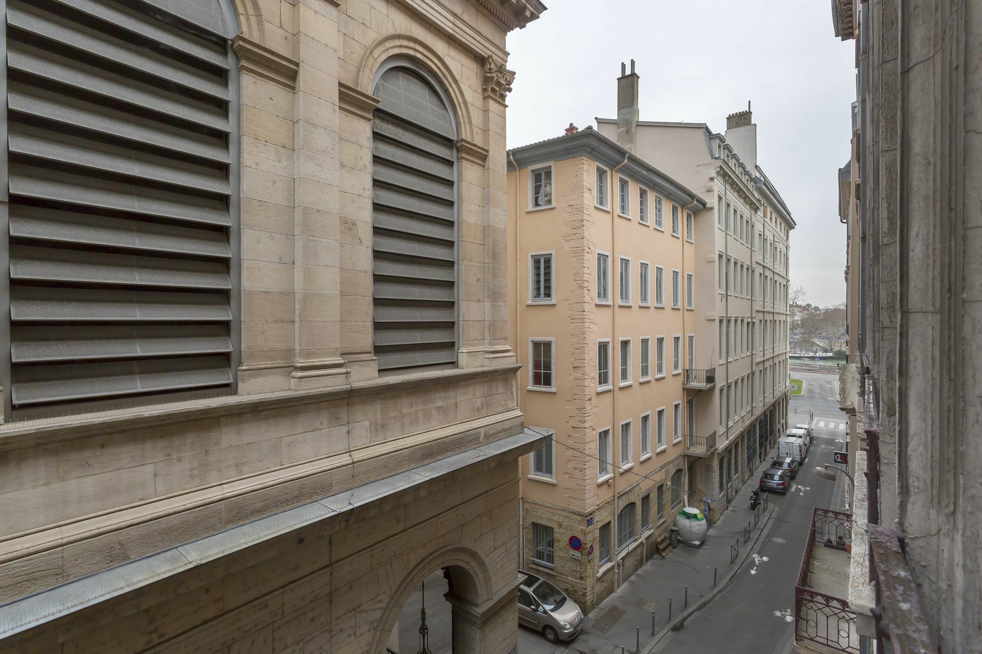 Like - Opera Apartment