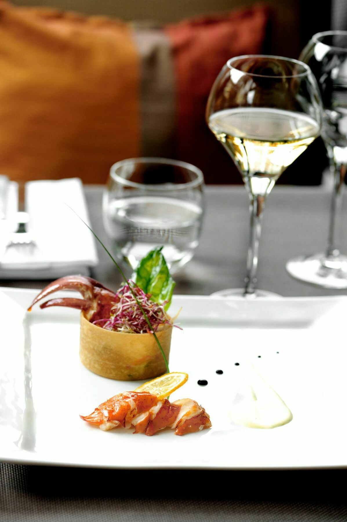 Warwick Reine Astrid - Apartahotel Lyon