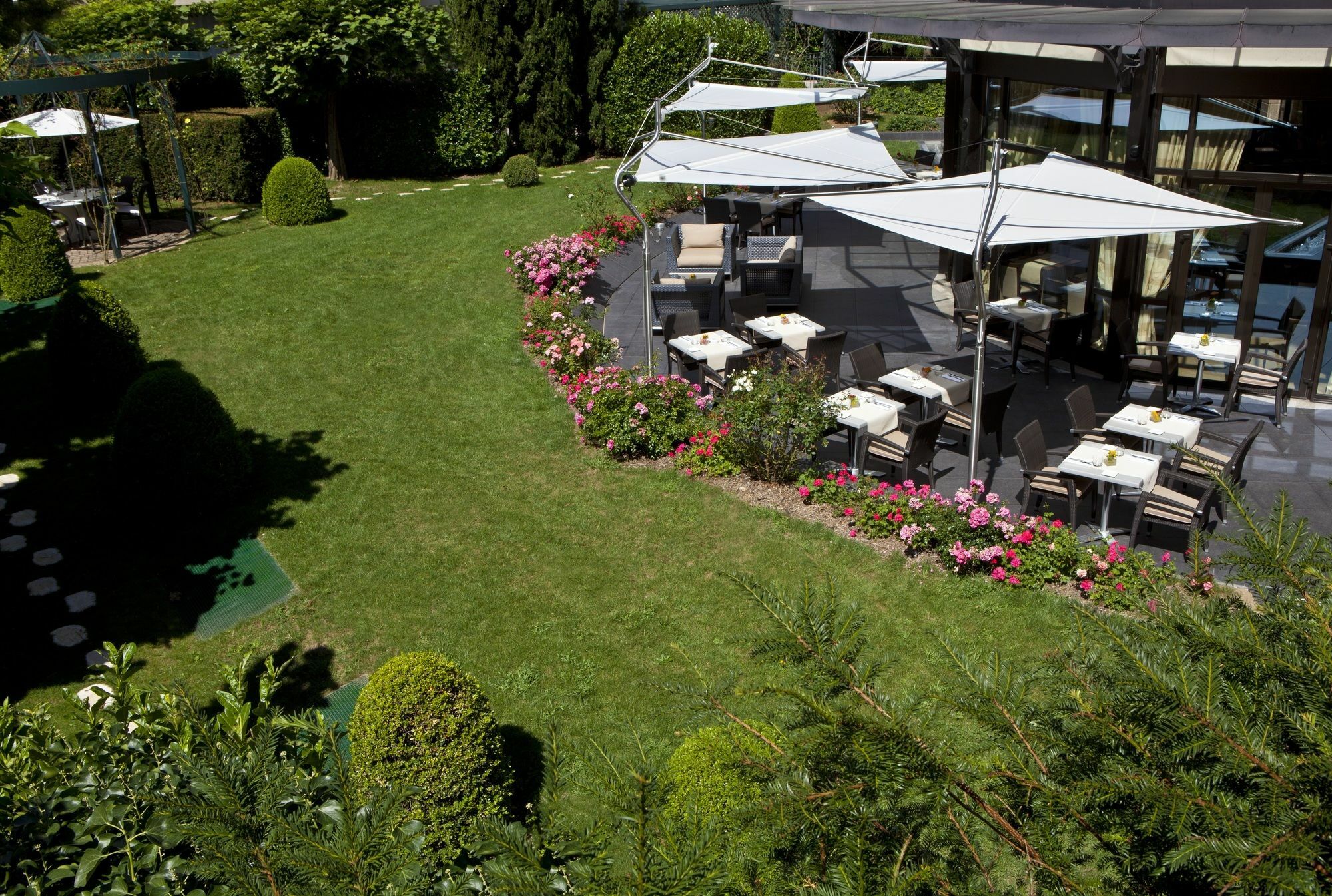 Warwick Reine Astrid - Apartahotel 4*