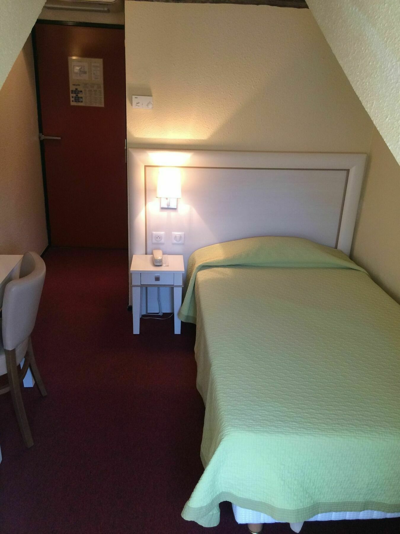Elysée Hotel 2*