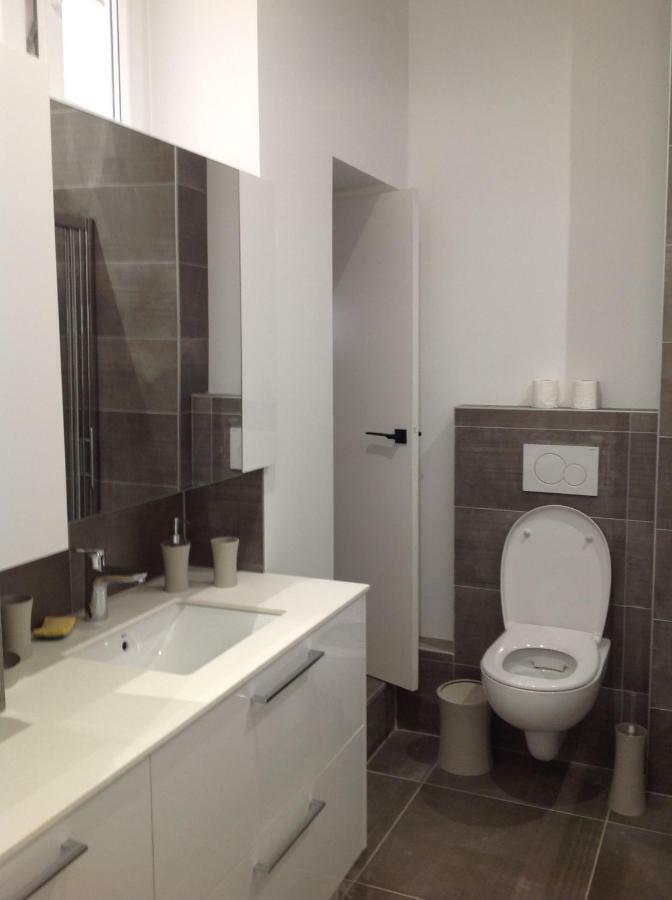 Charme Et Modernite Au Coeur De Apartment