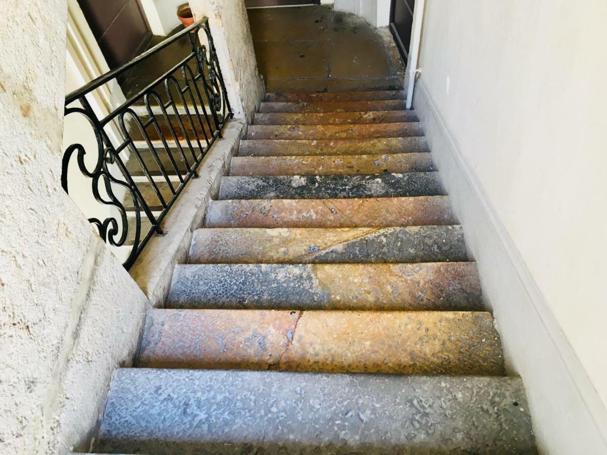 Le Calme De L'opera. Apartment