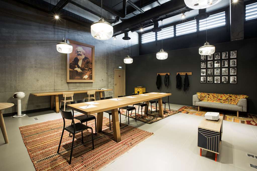 Hotel Mob Confluence 3*