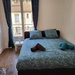 Porte Du Vieux Lyon 2, Le Long Du Quai