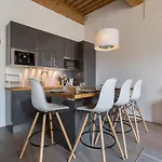 Pearl- Appartement T2 Sur Traboule Classee - Calme