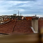 Apartment For 4 People With View Of Fourviere Ail