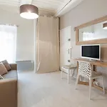 Guestready - Charming Studio For 2 Near The Metro