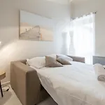 Guestready - Charming Studio For 2 Near The Metro