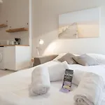 Guestready - Charming Studio For 2 Near The Metro