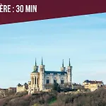 Le Fort - T2 Cosy - Place Des Freres Lumiere