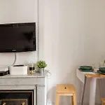 Appartement Moderne Et Calme