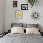 Appartement Moderne Et Calme