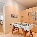 Slo Hostel Lyon Les Pentes (Adults Only)