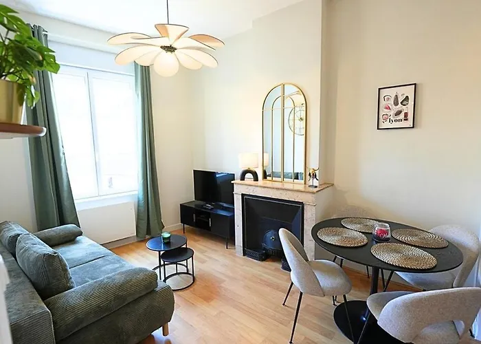 Appartement Cosy Et Design Entre Partdieu Et Charpennes
