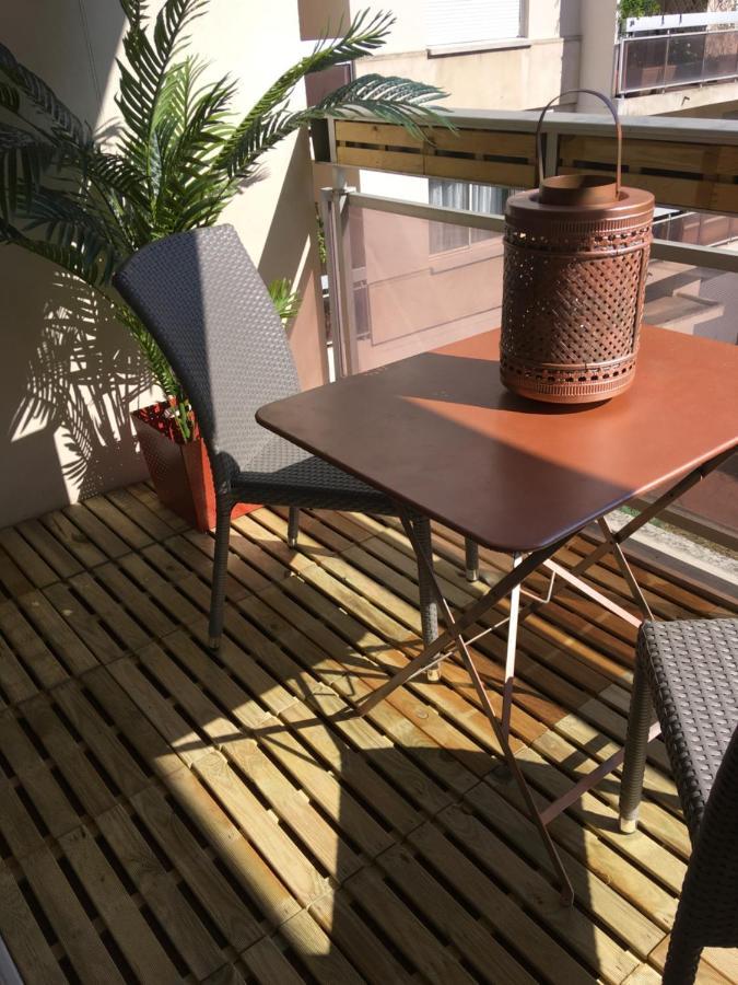 Apartment Logement Chic - 6 Brotteaux - Arrivee Autonome - Equipe *