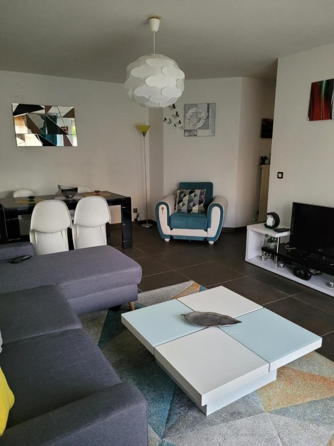 Apartment Privee 3 *