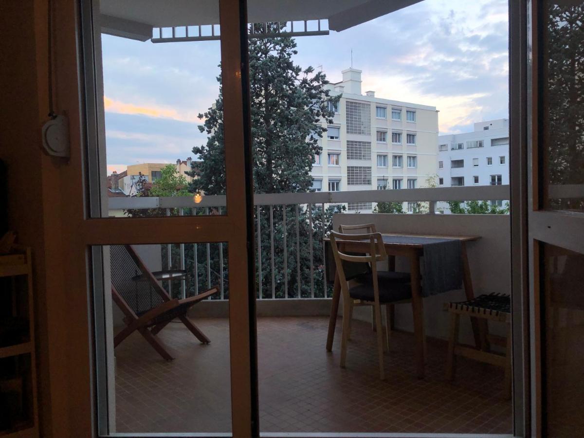 En Résidence Avec Parking Gratuit Apartamento