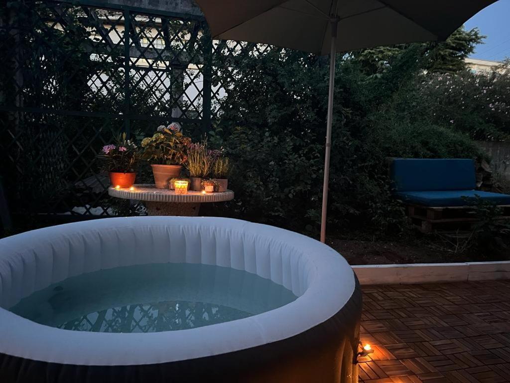 Superbe Avec Jacuzzi Avec Jardin Prive Holiday home *