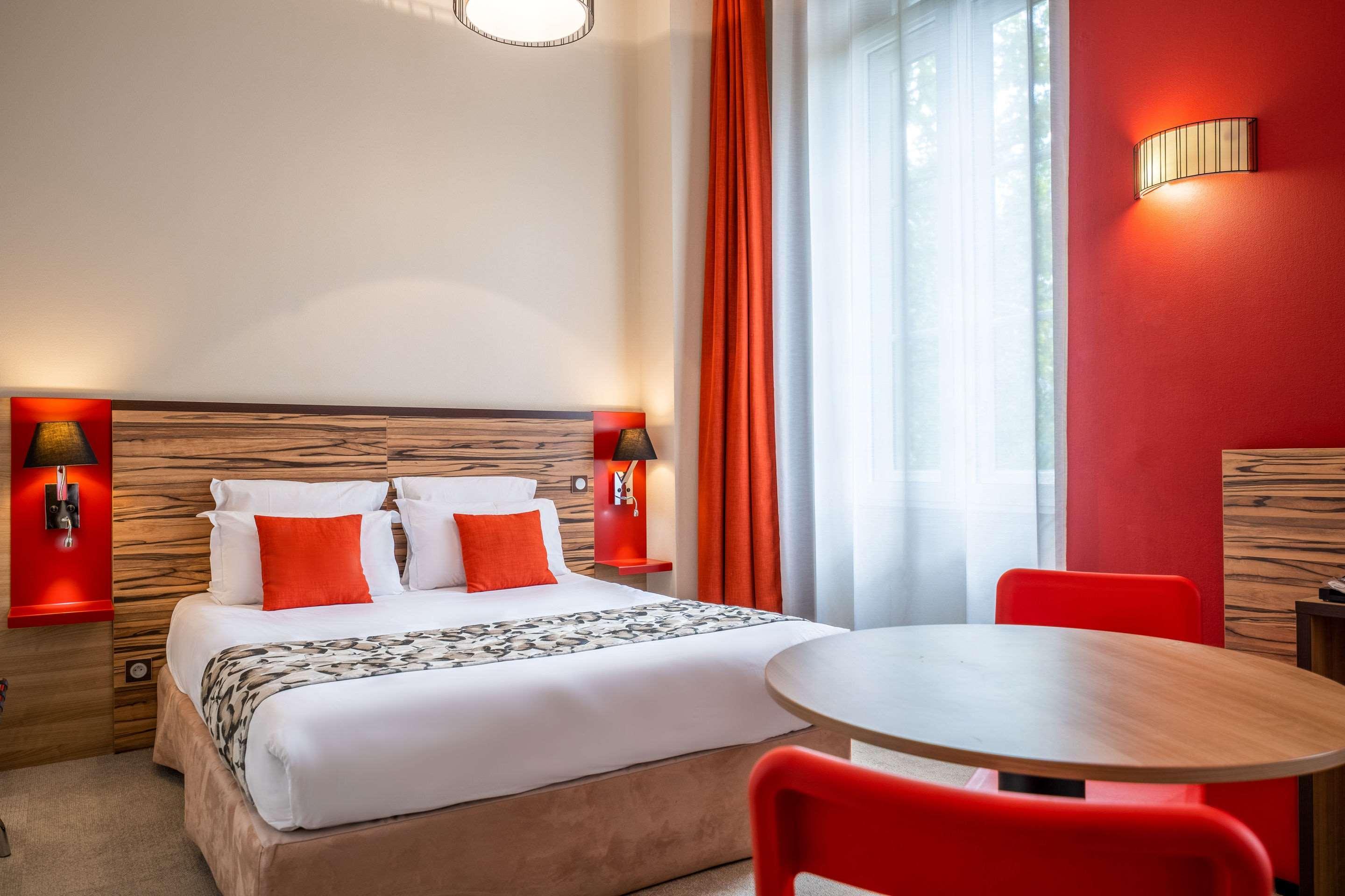 Adagio Patio Confluence Aparthotel