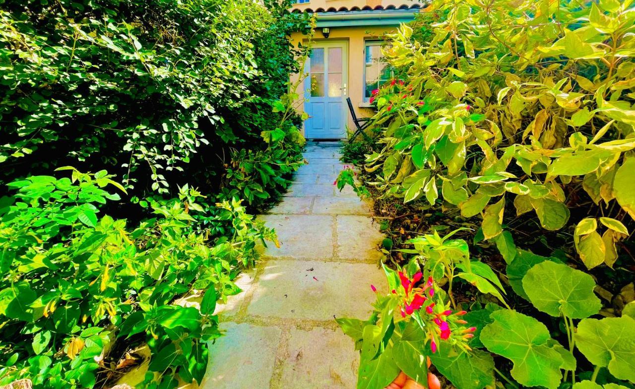 La Petite Maison Dans La Croix Rousse *