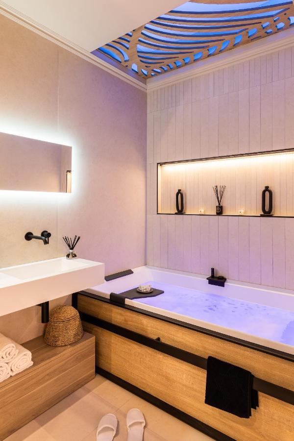 Apartment Host Le Lumiere Spa&cinéma Lyon