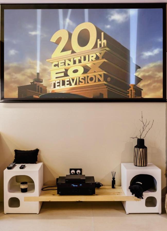 Apartment Host Le Lumiere Spa&cinéma
