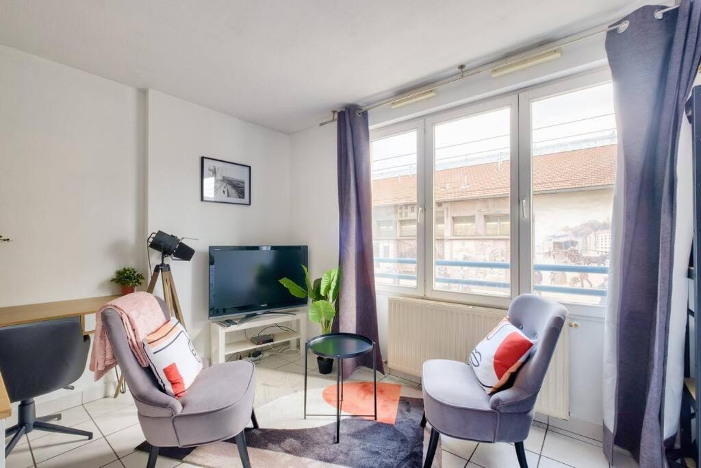 Studio With Garden 10 Min From Metro And Tramway Lyon
