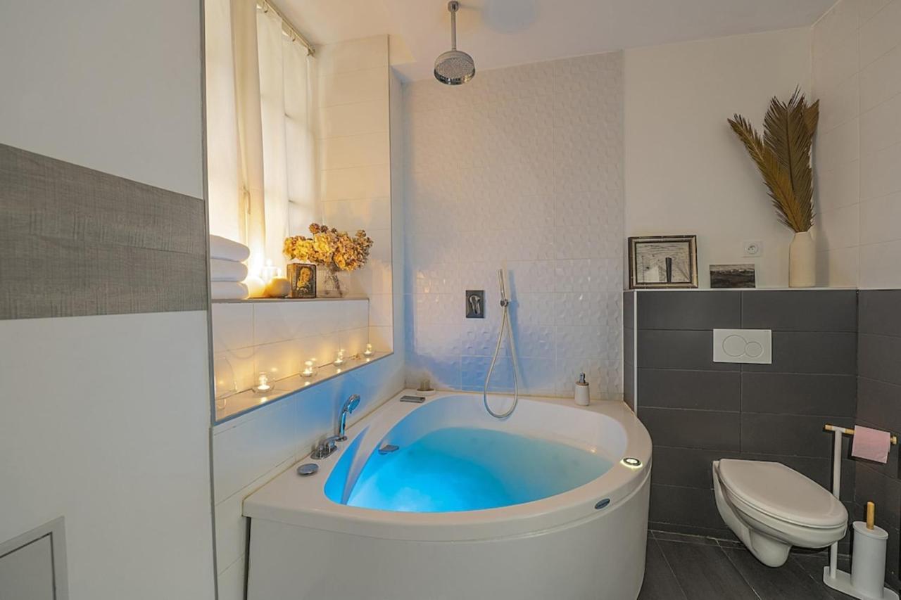 Cosy Bernard With Jacuzzi Relaxation & Style