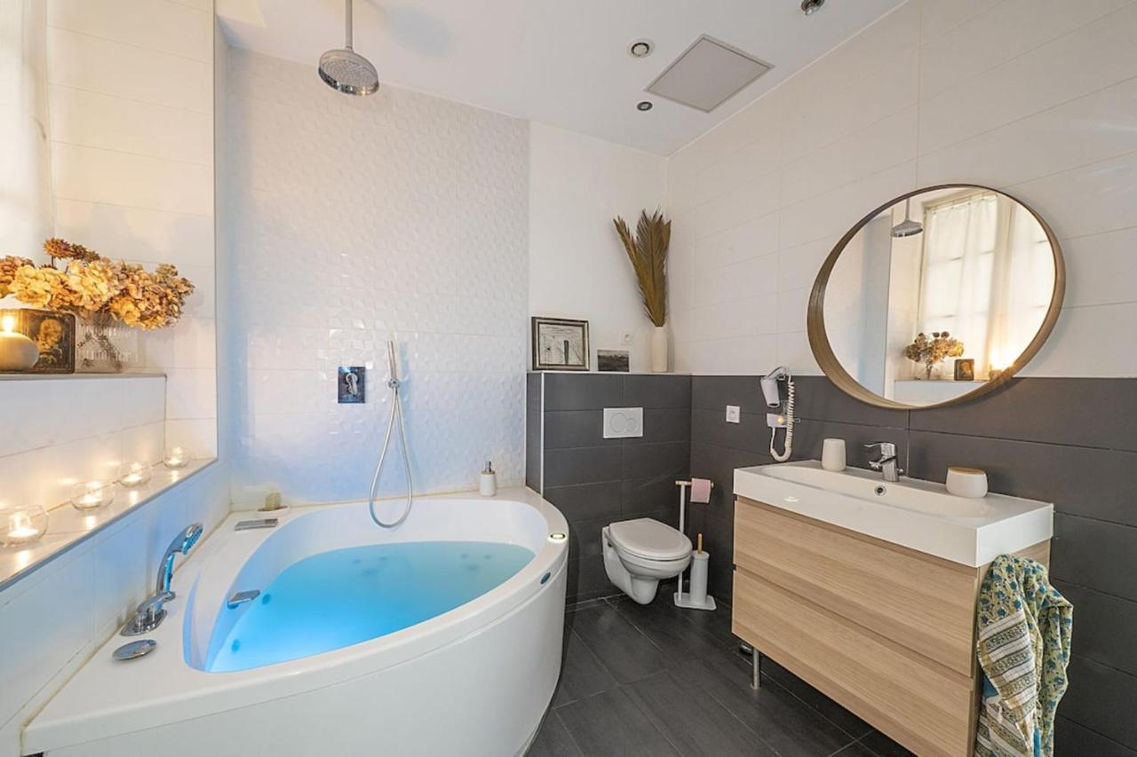 Apartment Cosy Bernard With Jacuzzi Relaxation & Style *