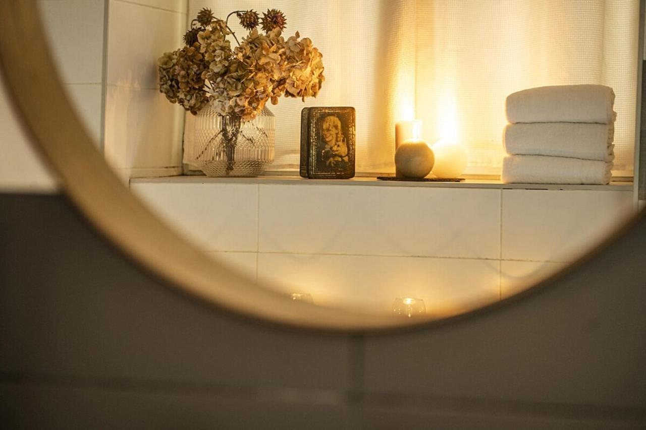 Cosy Bernard With Jacuzzi Relaxation & Style Lyon