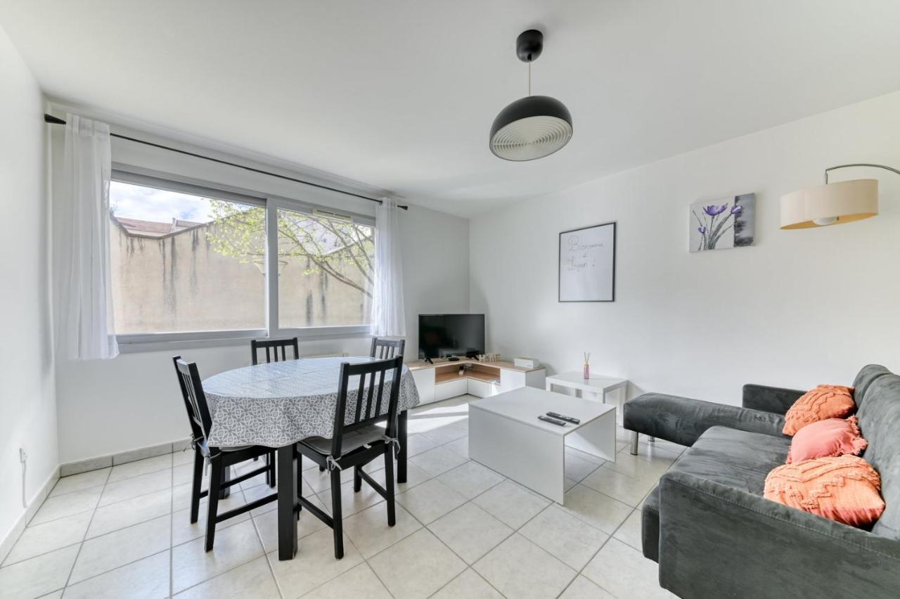 Quartier Vilette Paul Bert Box Garage Appartement *