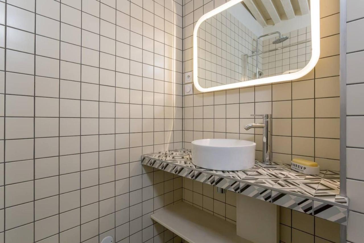 Character 6 People - Center Appartement *
