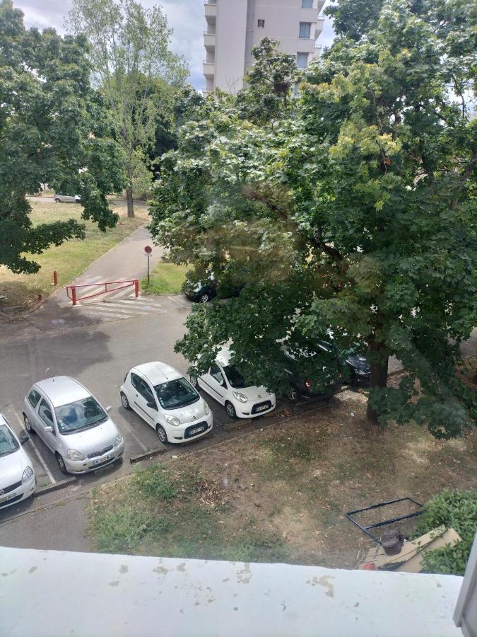Joli Proche Metro Apartment *