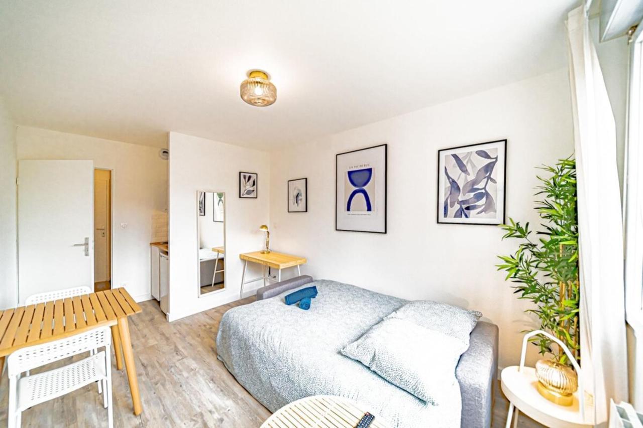 Apartment Le Petit Dauphine-studio Renove-sans Soucis *